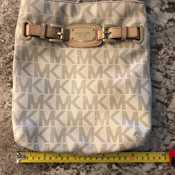 Michael Kors MK Collection Crossbody - Picture 6 of 7